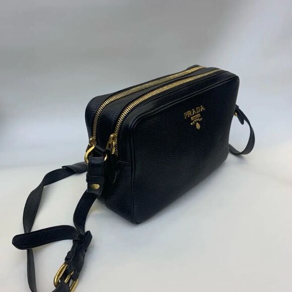 Prada Women Pre-Loved Bag Very Good Condition - Picture 2 of 9